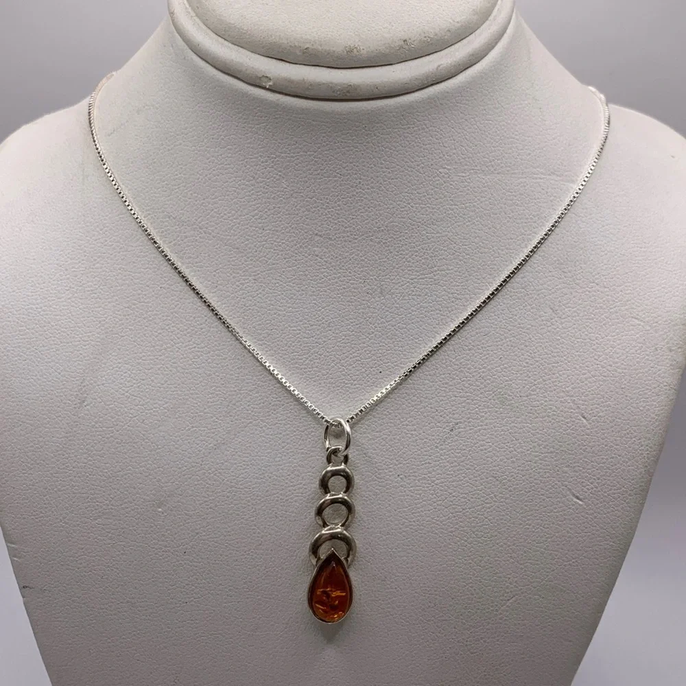 Celtic Trinity Pendant with Baltic Amber and Sterling Silver Box Chain